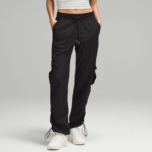 Lululemon | Dance Studio Relaxed-Fit Mid Rise Cargo Pant XS